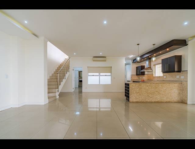 3 BEDROOM GATED ESTATE TO LET IN LA LUCIA